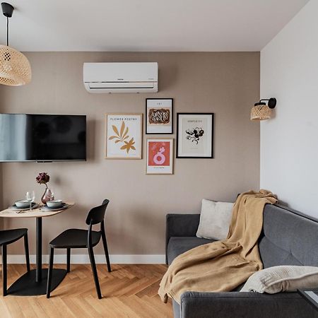 Apartments Modern City Centre Panska By Arrenda Варшава Екстер'єр фото